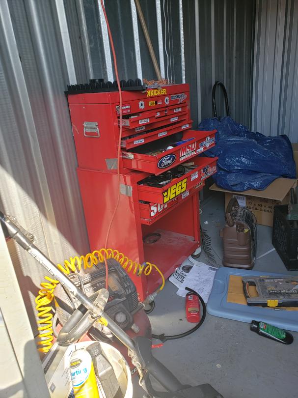 Storage Unit Auction in St. Charles, MO at A Storage Inn Hwy 94 ends